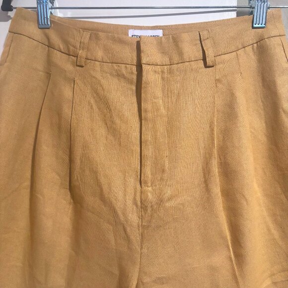 Steve Madden Women Small Linen pleated shorts Butterscotch collar - Picture 3 of 7
